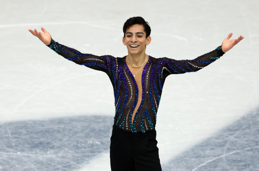 El mexicano Donovan Carrillo clasificó a la final de patinaje artístico en Milán-Cortina 2026