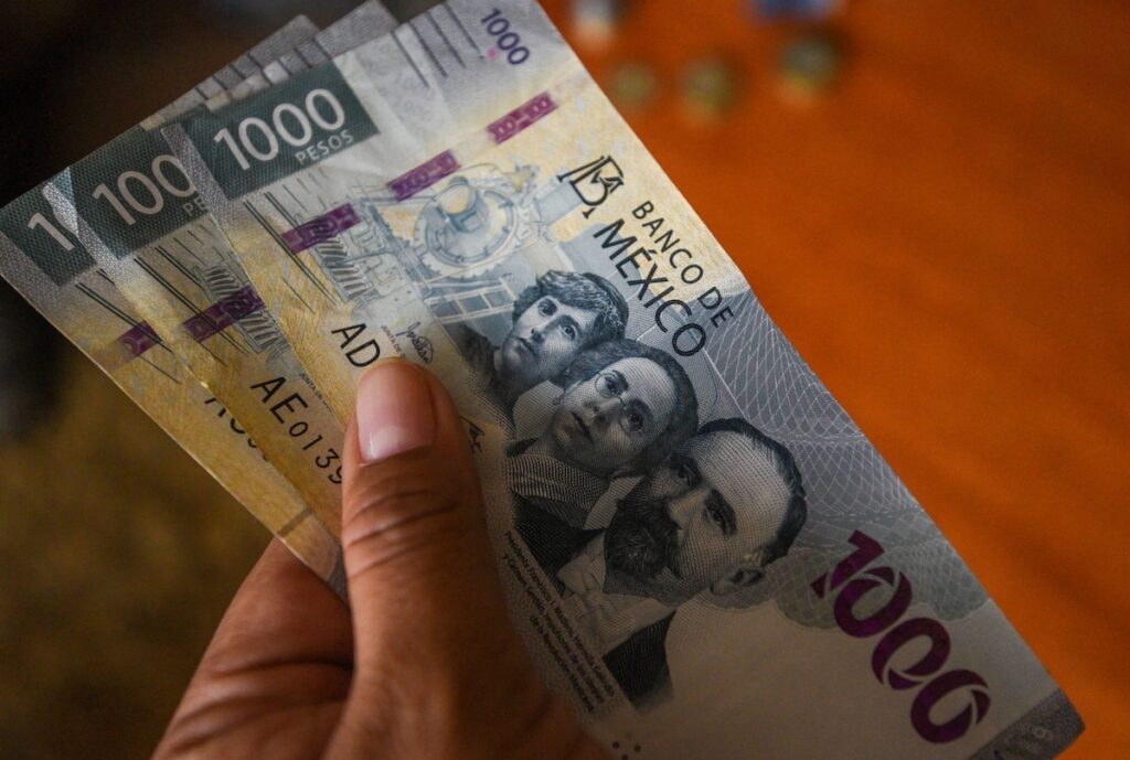 aportaciones, dinero, morena, cash, pio lopez