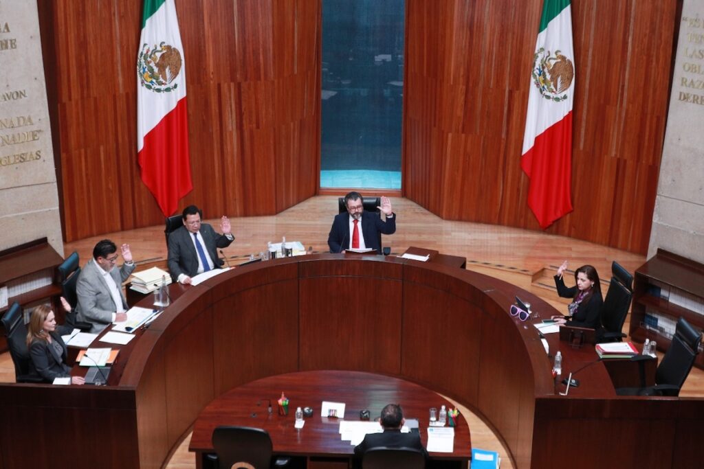 TEPJF, Pio lopez obrador, carpetazo