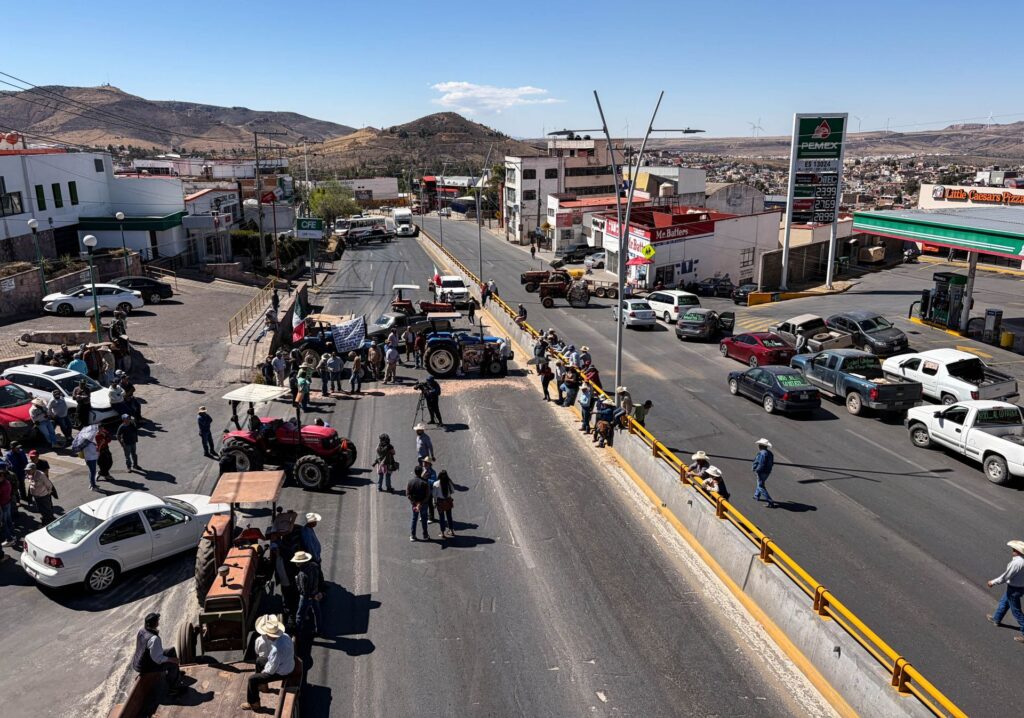 Llama Segob a la Canacar a evitar bloqueos en carreteras; “la mayoría de transportistas ya aceptó dialogar”