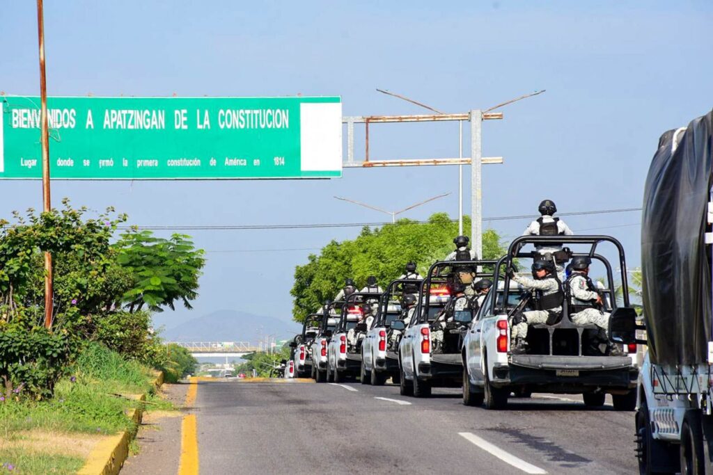 Denuncian desplazamiento forzado interno en Apatzingán por violencia