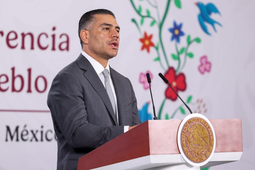 Guerra de versiones por la presencia de la CIA en México
