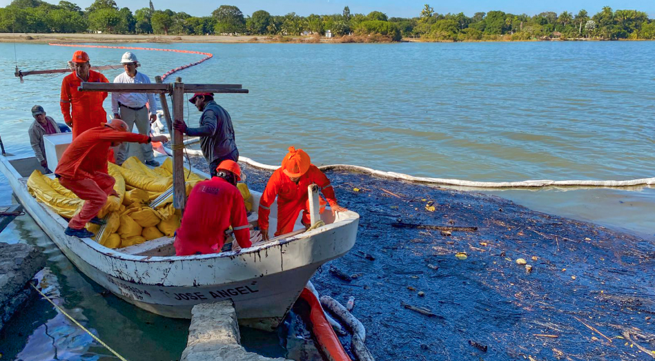 Remediar los pasivos ambientales de Pemex costaría más de 532,000 millones de dólares