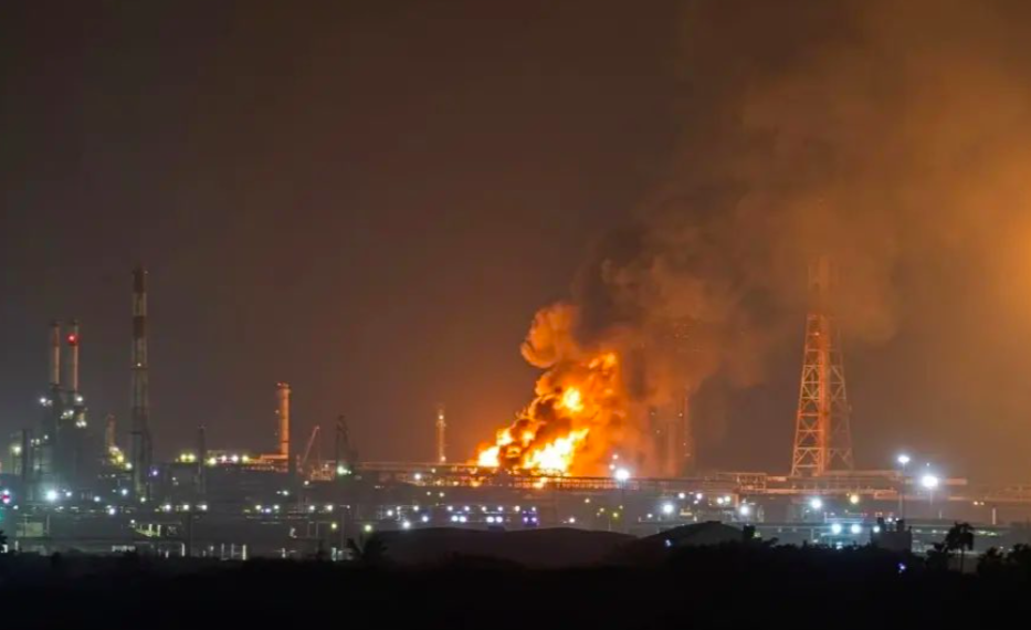 Pemex: 6 heridos por explosión en Salina Cruz