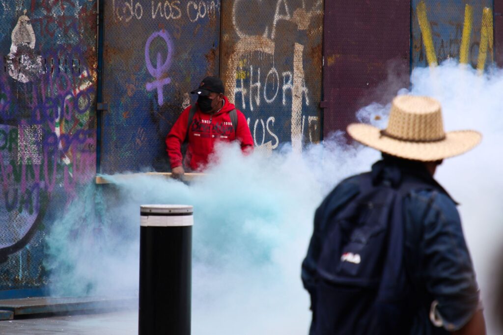 Las armas “menos letales” usadas para reprimir las protestas en la Cdmx