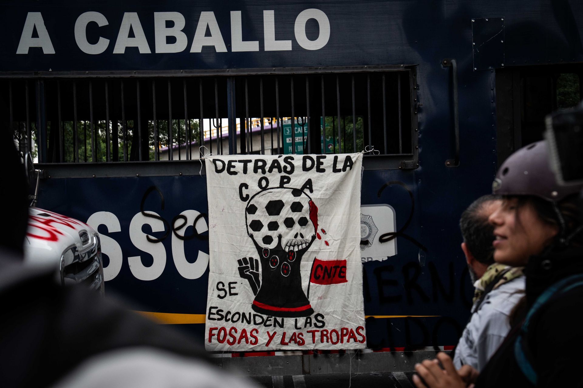 Con marchas y plantones arranca el Mundial de Futbol 2026 Con marchas y plantones arranca el Mundial de Futbol 2026