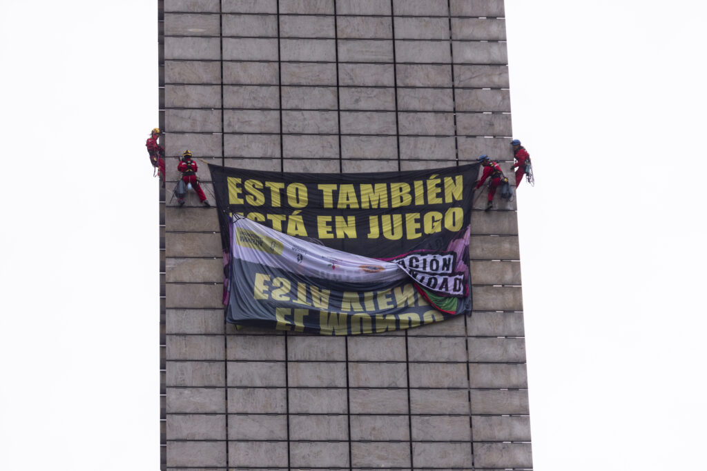 Organizaciones exigen atender crisis sociales y ambientales en en contexto del Mundial