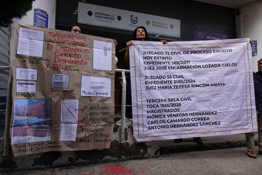 Despojo en CDMX: 14 funcionarios bajo la lupa de la Fiscalía Despojo en CDMX: 14 funcionarios bajo la lupa de la Fiscalía