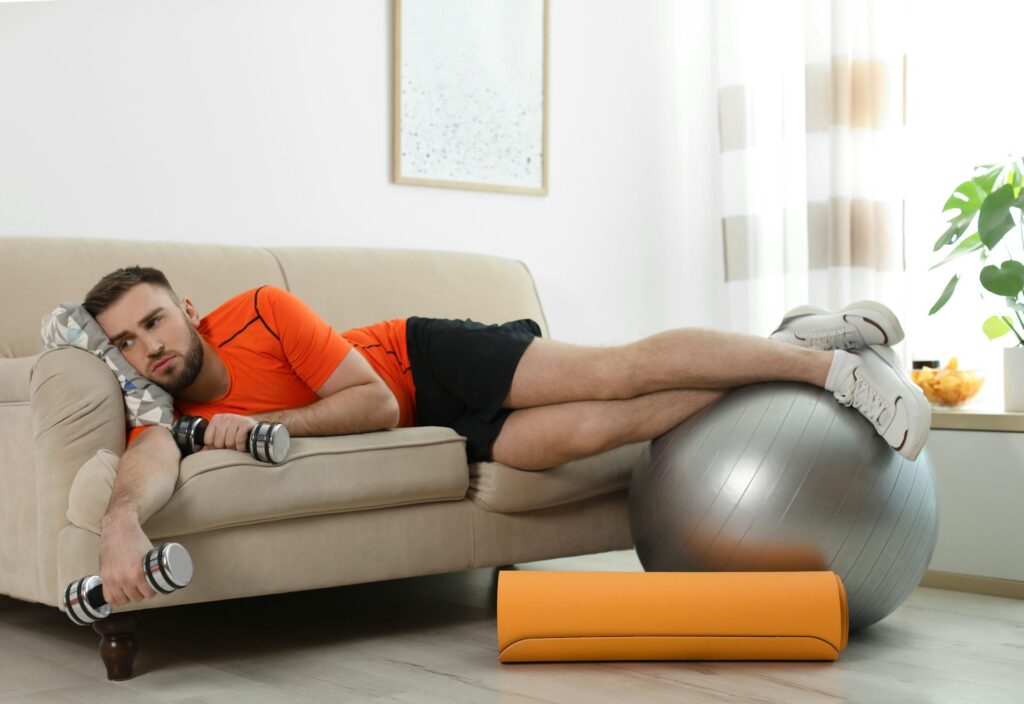 La falacia del ‘Just Do It’: por qué el cerebro prefiere el sofá al gimnasio (y no es culpa nuestra) La falacia del ‘Just Do It’: por qué el cerebro prefiere el sofá al gimnasio (y no es culpa nuestra)