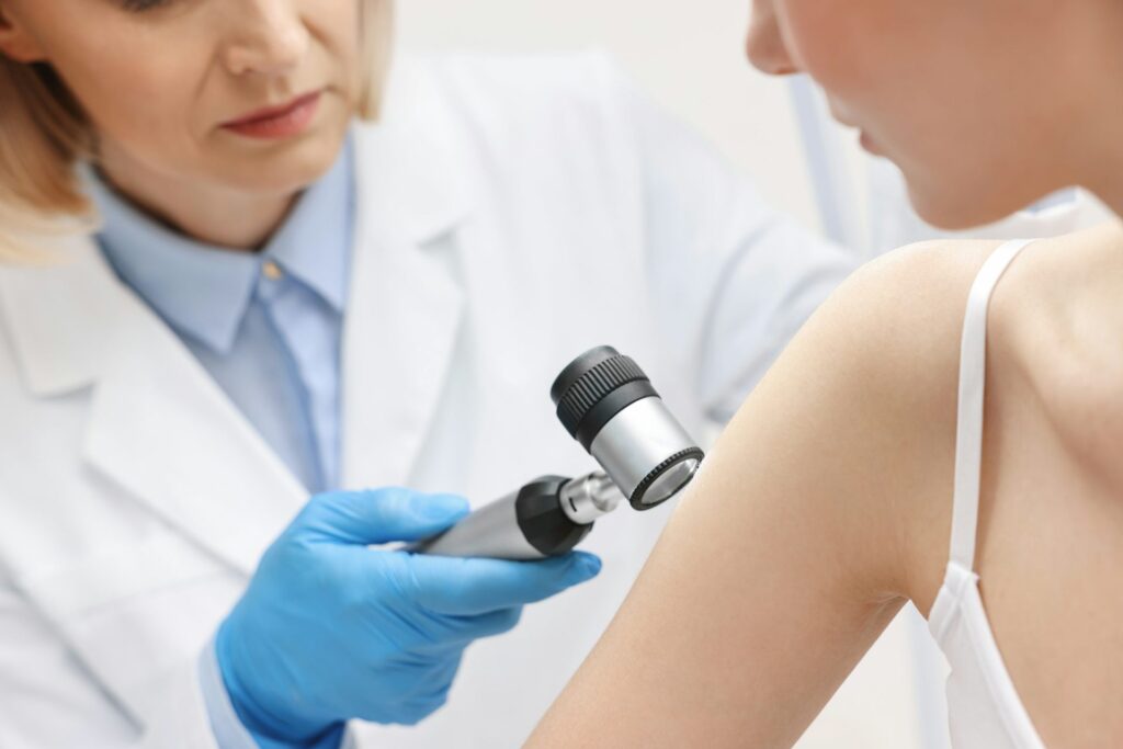 ¿Una vacuna contra el melanoma? Qué hay realmente detrás del anuncio de Merck y Moderna