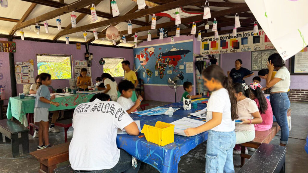“Devuelvan Mi Rumbo”: niñas y niños de Chiapas exigen la restitución de Centro Cultural desalojado sin orden judicial