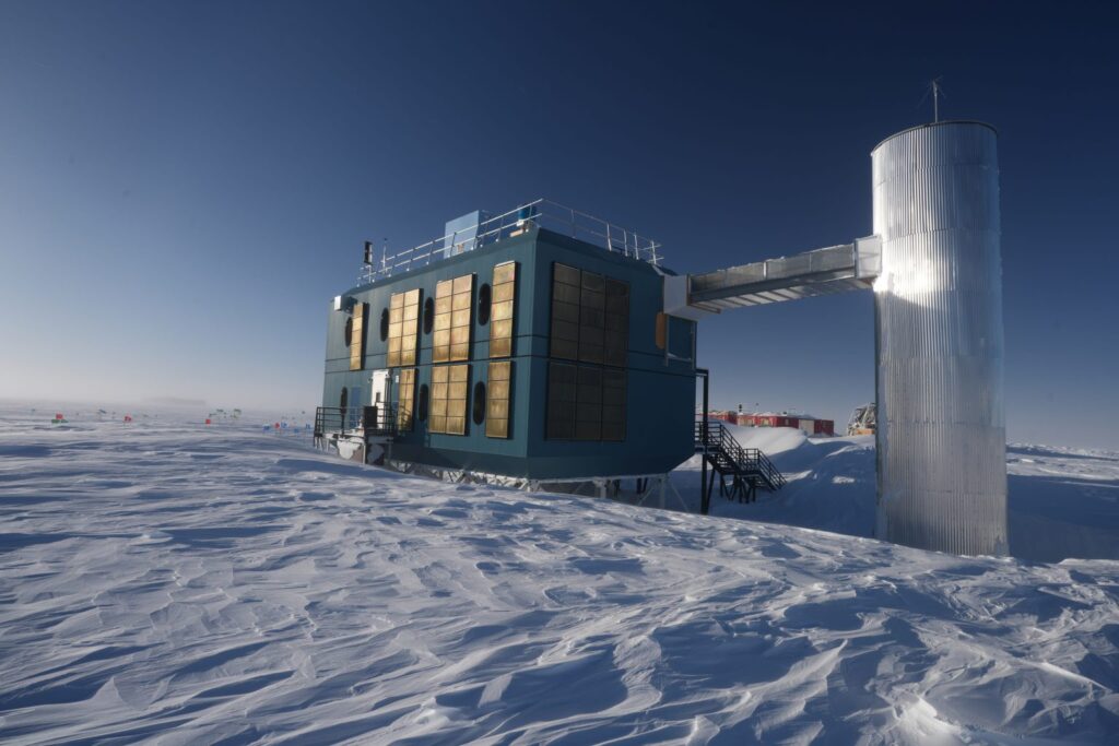 Un gran cubo de hielo para escuchar el universo